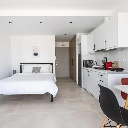 Pagani Blue - Luxury A2 Kalamáta