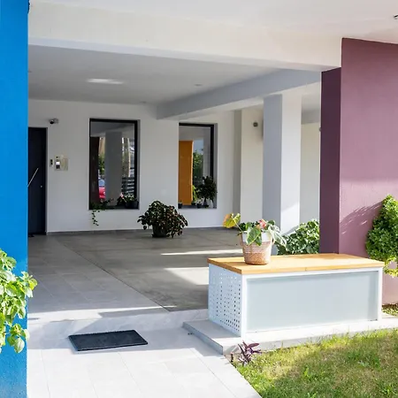 Pagani Blue - Luxury A2 * Kalamata