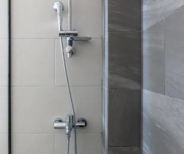 Pagani Blue - Luxury A2 Kalamáta