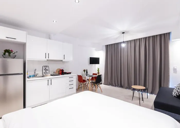 Pagani Blue - Luxury A2 * Calamata